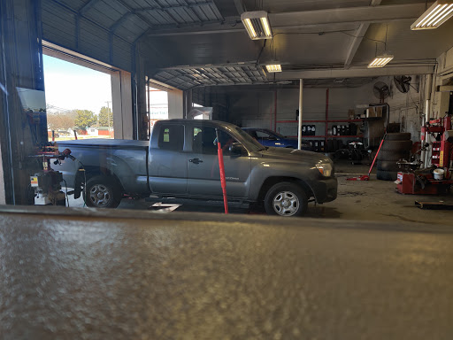 Tire Shop «Discount Tire Store - Carrollton, TX», reviews and photos, 1405 S Josey Ln, Carrollton, TX 75006, USA