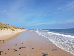 Embleton Bay beach'in fotoğrafı düz ve uzun ile birlikte