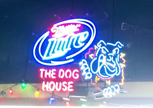 Bar & Grill «The Dog House Bar & Grill», reviews and photos, 2029 Woodlynn Ave, St Paul, MN 55109, USA