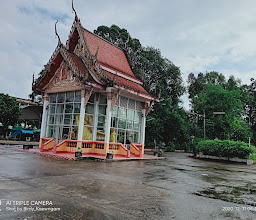Wat Yai Chai Mongkol photo