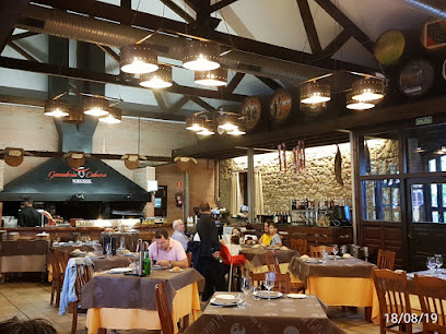 Restaurante El Llagar de Colloto - Cam. Real, 53, 33010 Oviedo, Asturias, Spain