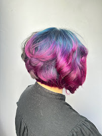 Blondies Beauty Salon - Photo 4 - Car repair in Oakland Park, FL, Fort Lauderdale