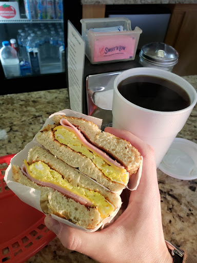 Donut Shop «Donut Castle», reviews and photos, 11831 E 13 Mile Rd, Warren, MI 48093, USA