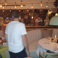 Atmosphère du Restaurant français Le Quai à Saint-Tropez - n°17