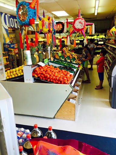 Mexican Grocery Store «El Rancho Supermercado», reviews and photos, 711 N Main St, Shelbyville, TN 37160, USA