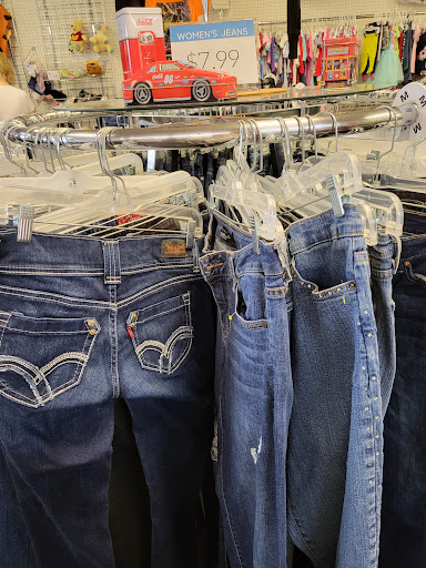Thrift Store «Goodwill», reviews and photos