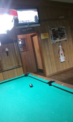 Liquor Store «Frazee Municipal Liquor Store», reviews and photos, 105 2nd St NE, Frazee, MN 56544, USA