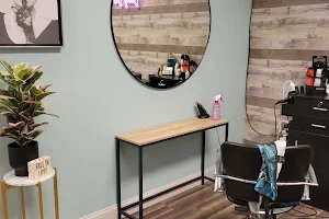 The Maplewood Beauty Bar Salon image