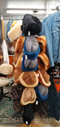 Fur Service «Shartlesville Sheepskin Shop», reviews and photos, 18 Roadside Dr, Shartlesville, PA 19554, USA