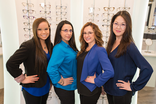 Optometrist «The Eyewear Gallery at Reston Town Center», reviews and photos, 11900 Market St, Reston, VA 20190, USA