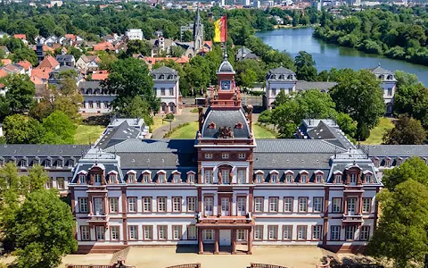 Historisches Museum Hanau Schloss Philippsruhe image