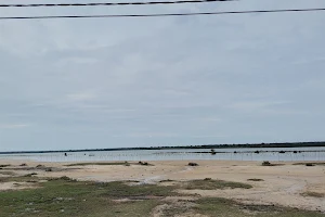 Nayaru Lagoon image