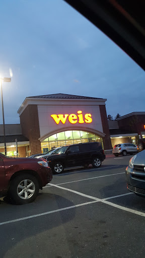 Grocery Store «Weis Markets», reviews and photos, Glenlivet Dr, Allentown, PA 18106, USA