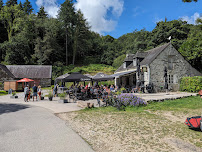 Jardin du Café Café de l'Abbaye à Bon Repos sur Blavet - n°3