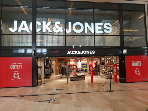 JACK & JONES