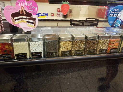 Ice Cream Shop «Cold Stone Creamery», reviews and photos, 2449 Prince William Pkwy, Woodbridge, VA 22192, USA