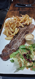 Photo n°23 de Restaurant / Bar Le Motor Grill à Chânes ()