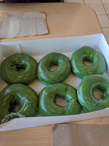 Bakery «Krispy Kreme Doughnuts», reviews and photos, 9870 Liberia Ave, Manassas, VA 20110, USA