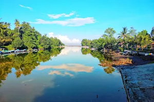 Jembatan Meninting image