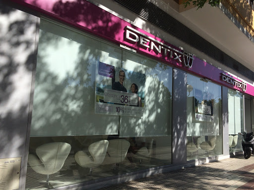 Información y opiniones sobre Dentix Sevilla San Pablo-Santa Justa de Sevilla