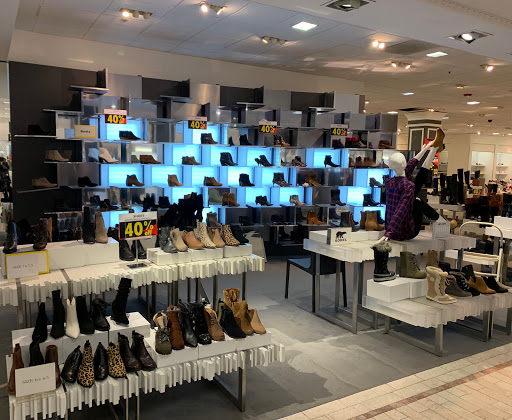 Department Store «Lord & Taylor», reviews and photos, 760 Boylston St, Boston, MA 02199, USA