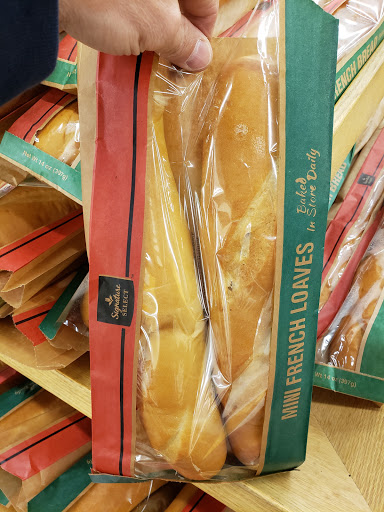 Grocery Store «Jewel-Osco», reviews and photos, 13200 Village Green Dr, Huntley, IL 60142, USA