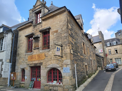 Les Archi Kurieux : Jeux de piste et chasses aux [K]uriosités pour visiter Landerneau (familles / adultes) Landerneau