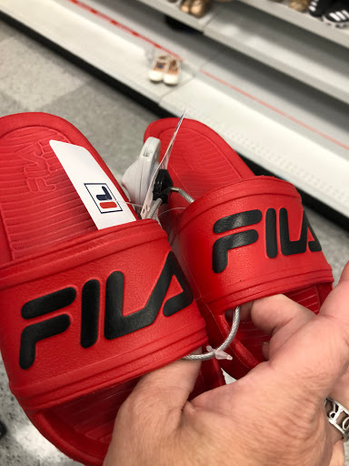 Clothing Store «Ross Dress for Less», reviews and photos, 17880 Newhope St, Fountain Valley, CA 92708, USA