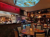 Atmosphère du Restaurant asiatique Le Lys d'Or à Paris - n°12