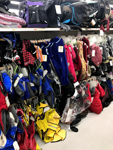 Pet Supply Store «Mini Pet Mart», reviews and photos, 2630 US-101, Florence, OR 97439, USA