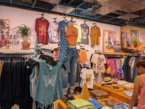 Urban Outfitters image 8