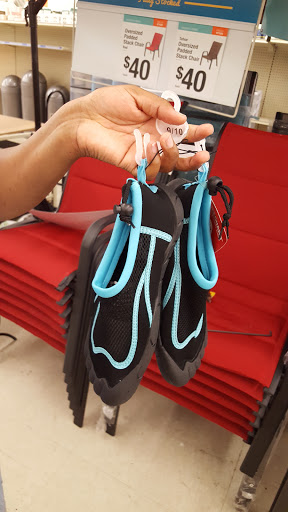 Discount Store «Big Lots», reviews and photos, 1670 W Katella Ave, Anaheim, CA 92802, USA