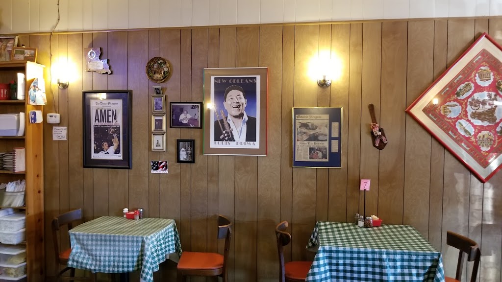 Gio's Pizza & Spaghetti House 70001
