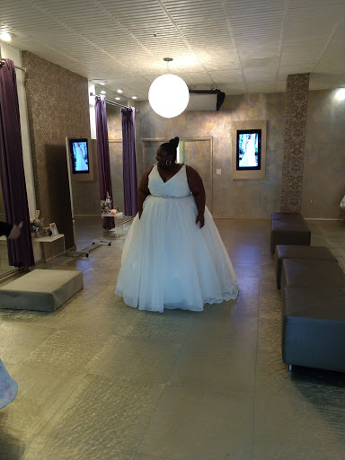 Bridal Shop «Curvaceous Couture Bridal», reviews and photos, 9130 Red Branch Rd t, Columbia, MD 21045, USA