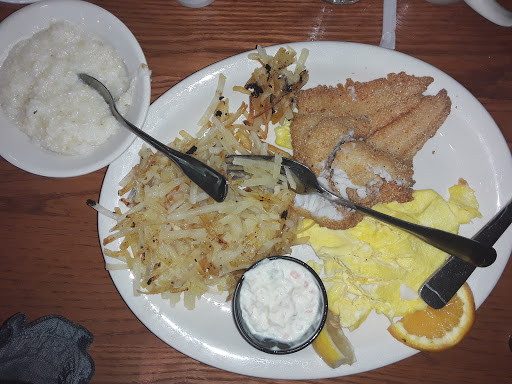 American Restaurant «Cracker Barrel Old Country Store», reviews and photos, 3840 Eagle View Dr, Indianapolis, IN 46254, USA