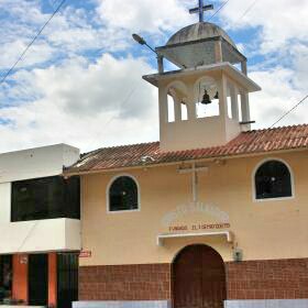 Opiniones de Iglesia Católica Cristo Salvador en Ambato - Iglesia