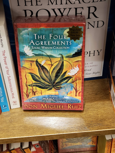 Book Store «Barnes & Noble», reviews and photos, 15 Backus Ave, Danbury, CT 06810, USA