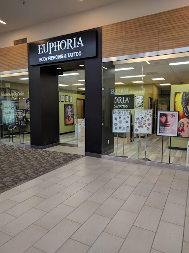 Tattoo Shop «Euphoria Body Piercing & Tattoo», reviews and photos, 8700 NE Vancouver Mall Dr #165, Vancouver, WA 98662, USA