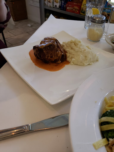 Italian Restaurant «Trattoria Express», reviews and photos, 3 Wake Robin Rd, Lincoln, RI 02865, USA