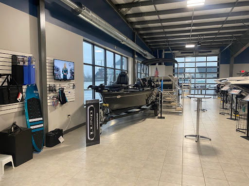 Boat Dealer «Buckeye Sports Center», reviews and photos, 4610 State Rd, Peninsula, OH 44264, USA