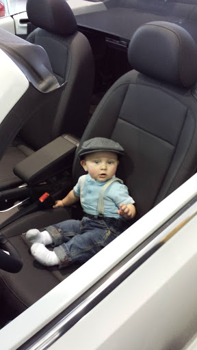 Volkswagen Dealer «McMinnville Volkswagen», reviews and photos, 1920 OR-99W, McMinnville, OR 97128, USA