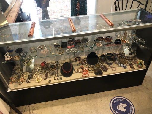 Thrift Store «City Opera Thrift Shop», reviews and photos