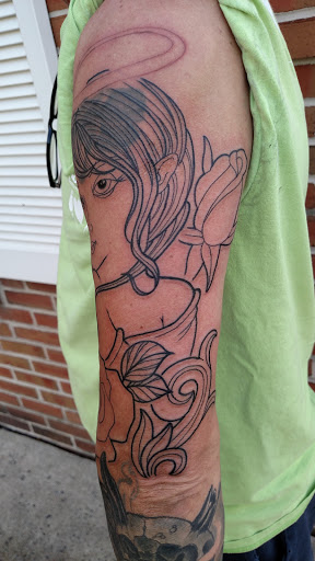 Provenia Tattoo, 3992 Penn Ave #1, Sinking Spring, PA 19608, USA, 