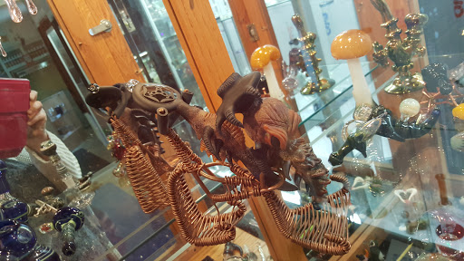 Tobacco Shop «Apparatus Smoke Shop», reviews and photos, 284 Cowesett Ave, West Warwick, RI 02893, USA