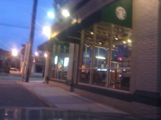 Coffee Shop «Starbucks», reviews and photos, 141 E Main St, Newark, DE 19711, USA