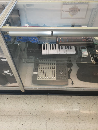 Check Cashing Service «Cash America Pawn», reviews and photos, 2619 Donald Lee Hollowell Pkwy NW, Atlanta, GA 30318, USA