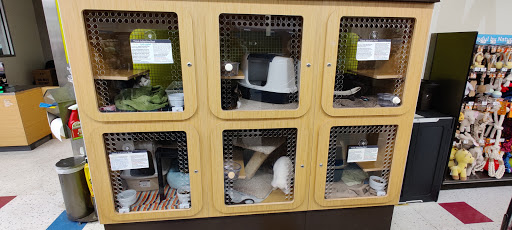 Pet Supply Store «Petco Animal Supplies», reviews and photos, 1090 Fort Union Blvd, Midvale, UT 84047, USA