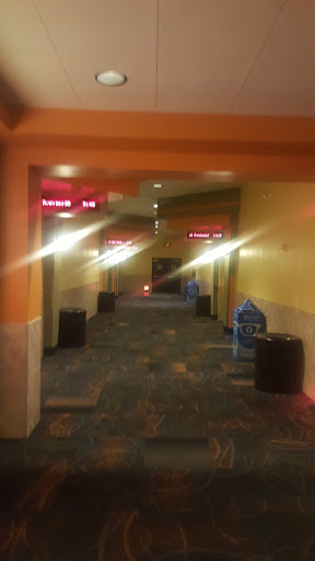 Movie Theater «Regal Cinemas Simi Valley Civic Center 16 & IMAX», reviews and photos, 2751 Tapo Canyon Rd, Simi Valley, CA 93063, USA