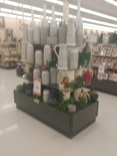 Craft Store «Hobby Lobby», reviews and photos, 1525 S Willow St, Manchester, NH 03103, USA