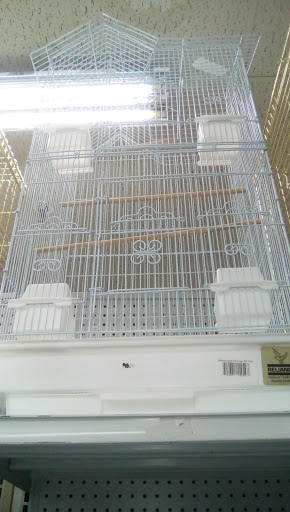 Pet Supply Store «Pet Club San Mateo», reviews and photos, 1850 S Norfolk St, San Mateo, CA 94403, USA